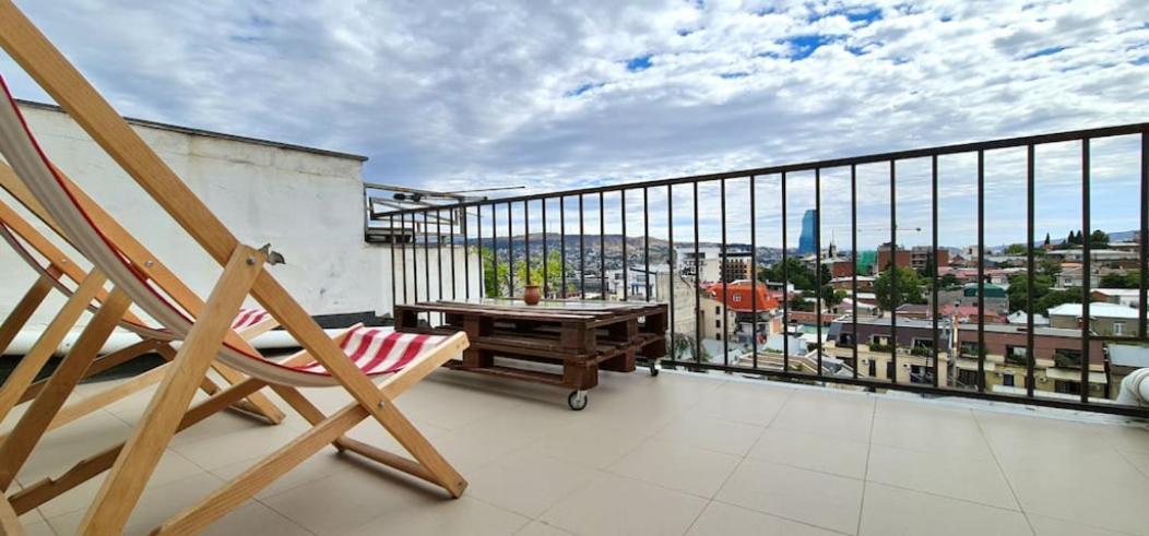 Duplex Apartment In The City Center Tbilisi Eksteriør billede